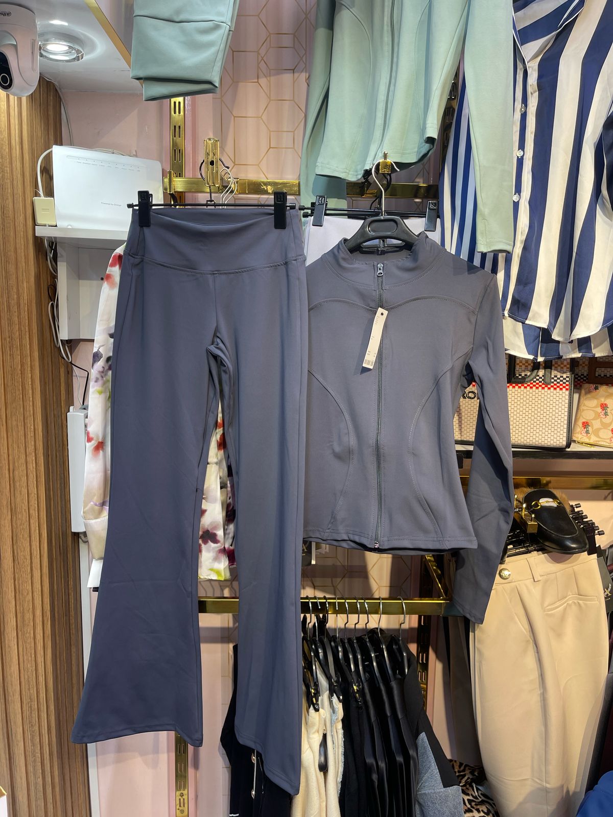 Survette Femme Simple